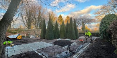 The Well Garden, Wollerton Old Hall